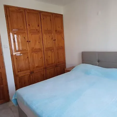 With Garden And Sea View In Gundogan -